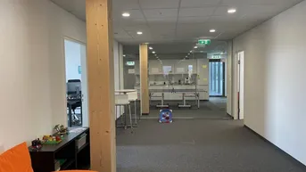 Expose Hochwertig ausgestattete Bürofläche