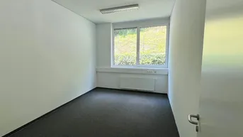 Expose Helle Büroetage mit Dachterrasse