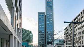 Expose Büros mit tollem Ausblick im ARES TOWER zu mieten!