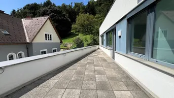 Expose Helle Büroetage mit Dachterrasse