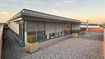 Expose Repräsentatives Penthouse-Büro mit Dachterrasse in Top-Business Lage