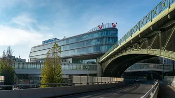 Expose Top Bürofläche im Skyline Office!