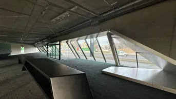 Expose Schauraum/Geschäftslokal mit bester Sichtbarkeit – direkt am Autobahnzubringer Graz-Ost