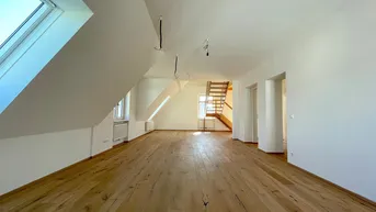 Expose Loft-Feeling trifft Karawankenblick – Traumhafte 3-Zimmer-Galeriewohnung