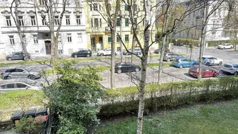 Expose Sanierungsbedürftige 3-Zimmer-Wohnung in 1130 Wien – Altbau!