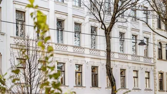 Expose Max-Winter-Platz 18 - Stilaltbau in beliebter Wohngegend!
