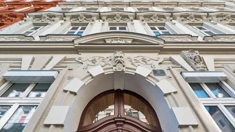 Expose TOP-SANIERTES JAHRHUNDERTWENDEHAUS I OHNE Gas I WÄRMEPUMPE I Hochwertig sanierter 2-Zimmer-Altbau