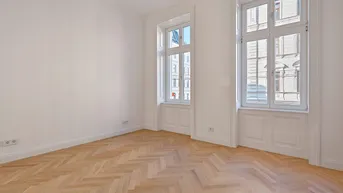 Expose TOP-SANIERTES JAHRHUNDERTWENDEHAUS I OHNE Gas I WÄRMEPUMPE I Hochwertig sanierter 2-Zimmer-Altbau