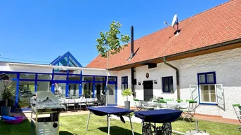 Expose Wohnen, wo andere Urlaub machen – Traumhafter Streckhof mit Geschichte &amp; Stil