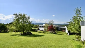 Expose Architekten-Villa in traumhafter Landschaft – ein Rückzugsort mit höchster Wohnqualität.