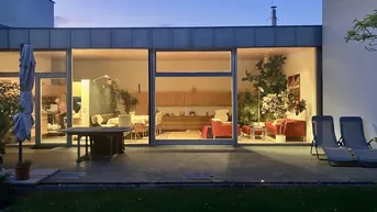 Expose Architekten-Villa in traumhafter Landschaft – ein Rückzugsort mit höchster Wohnqualität.