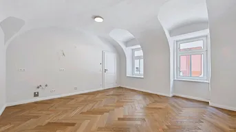 Expose IDEAL FÜR VERMIETUNG! Apartment mit stilvoller Gewölbedecke und direktem Straßenzugang