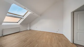 Expose Westseitige Dachgeschoßwohnung mit tollem Grundriss!