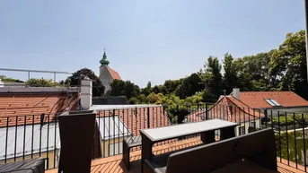 Expose HERRLICHE PENTHOUSEWOHNUNG IN CHARMANTEM WINZERHAUS IM ZENTRUM VON GRINZING