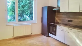 Expose LITTLE HOME. BIG DREAMS – Mitten im Grünen. Mitten im Leben