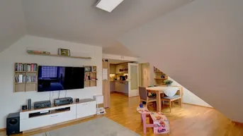 Expose Dachgeschosswohnung mit Balkon, Garten, Lift und Tiefgaragenplatz – vermietet bis Ende 2026