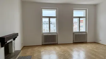 Expose Altbauwohnung mit Dachterrasse und Sauna (Erstbezug nach Renovierung); Klimaanlage