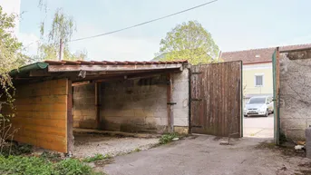 Expose Sanierungsbedürftiges Wohnhaus mit großem Garten und Stadl im Zentrum von Mannersdorf