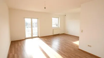 Expose Neuwertig und unbefristet! Top 3-Zimmer-Balkon-Wohnung inkl. HZ- Nähe Schwechat!