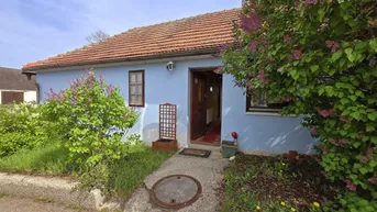 Expose Idylle in Schrattenthal: Wohnhaus mit Innenhof, Garage &amp; Gartengrundstück