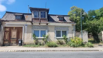 Expose Grundstück mit Geschichte – 4.369 m² mit Altbestand für Ihre Visionen in 2051 Platt