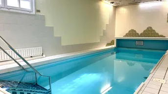 Expose Stilvolle Dachgeschoßwohnung in exklusiver Grünruhelage im Herzen von Alt-Hietzing – mit Schwimmbad, Terrasse und Garagenplatz