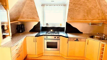 Expose WOHNEN IM GRÜNEN - SANIERUNGSBEDÜRFTIGES HAUS MIT ENTWICKLUNGSPOTENZIAL!