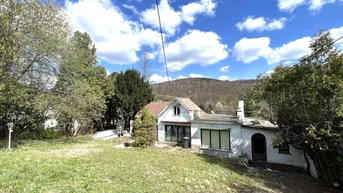 Expose WOHNEN IM GRÜNEN - SONNIGES GRUNDSTÜCK AM RANDE DES WIENERWALDES!