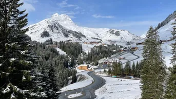 Expose "Wo Berge Heimat werden" - Haus Mooswald in Top Lage bei Steeg/Lechleiten zu verkaufen