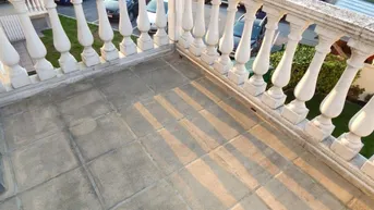 Expose Helle 2 Zimmer Wohnung mit Balkon und PKW-Stellplatz