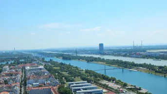 Expose Exklusive Penthouse-Maisonette in Top-Lage mit atemberaubendem Ausblick im 31.Stock - Wohnen auf Wolke 7