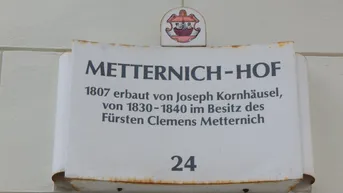 Expose Wohnen im historischen Metternich-Hof mit begrünten Innenhof - Dachgeschoß mit Galerie und Garagenplatz