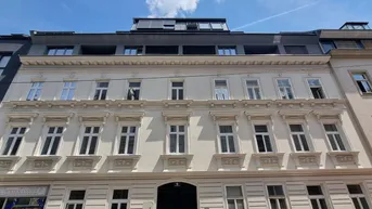 Expose Erstbezugstraum Dachwohnung mit Terrasse Hofseitig - Top Ausstattung