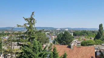 Expose "Provisionsfrei" Traumhafte Dachterrassenwohnung mit Fernsicht in Top-Lage - Erstbezug mit Tiefgarage
