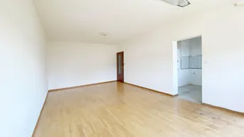 Expose 3-Zimmer-Wohnung mit sonniger Loggia im obersten Geschoss