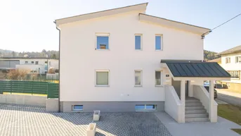 Expose ***Generalsaniert*** Stilvolle Eigentumswohnung in begehrter Lage