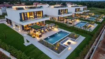 Expose *** Premium-Villa *** Top moderne Luxusvilla an der istrischen Adriaküste in Porec