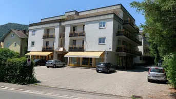 Expose GEMÜTLICHE 2-ZIMMER MIETWOHNUNG IN VILLACH-WARMBAD - MÖBLIERT, 2 BALKONE, GARAGE
