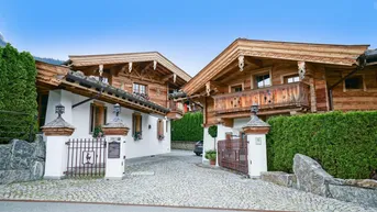 Expose Luxuriöses Anwesen mit Gästehaus