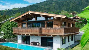 Expose Chalet mit Pool in Premiumlage am Kitzbühler Sonnberg