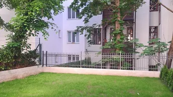 Expose Perfekt sanierte 2-Zimmer-Altbauwohnung mit Garten in Top-Lage