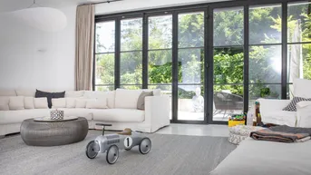 Expose Beeindruckendes Townhouse mit Pool