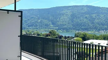 Expose Entzückende Penthaus-Wohnung mit Seeblick und Seezugang