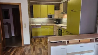 Expose Sonnenlage mit Naturblick, 3ZI+Balkon, Parkplatz in zentraler Ortslage