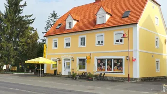 Expose Zinshaus TOP LAGE am Stadtrand, perfekte Investition -11 Wohneinheiten + Pizzeria, 3500m²