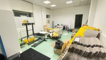 Expose Hernalser Haupstrasse Nähe S45 - mit Straßenzugang Portal