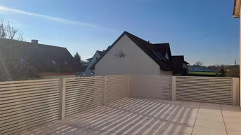 Expose NEUWERTIG- STILVOLL sonnige 2ZI mit Wohn-Terrasse,GARTEN,Top Lage - nahe Stadtzentrum