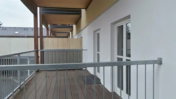 Expose Bestlage-nahe Stadtzentrum, sanierte 2 ZI mit großem Balkon und Carport