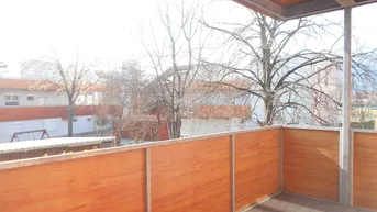 Expose Grottenhofstraße sonnige, großzügige 3ZI mit Süd/Balkon