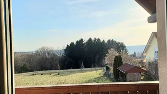 Expose Schöner Ausblick, sonnige 3ZI mit Balkon und Garten, Klimaanlage ,PP